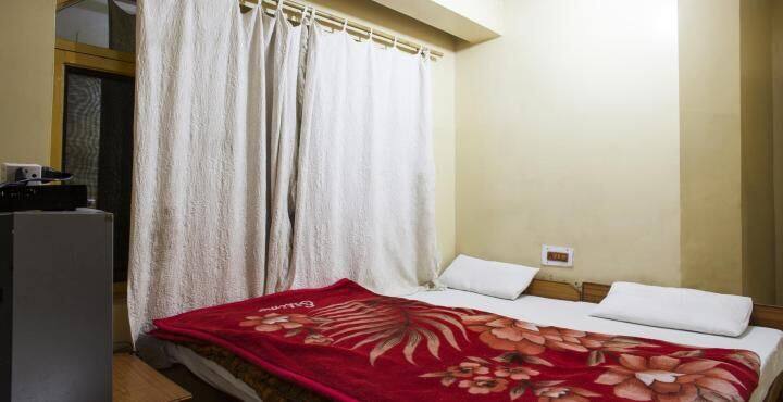 Hotel Grand Shivalik, Srinagar 4